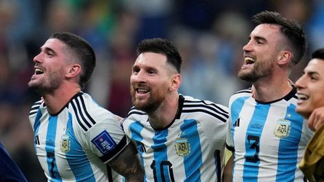 La selección de Messi, De Paul y compañía quiere hacer historia este domingo ante Francia. (AP).