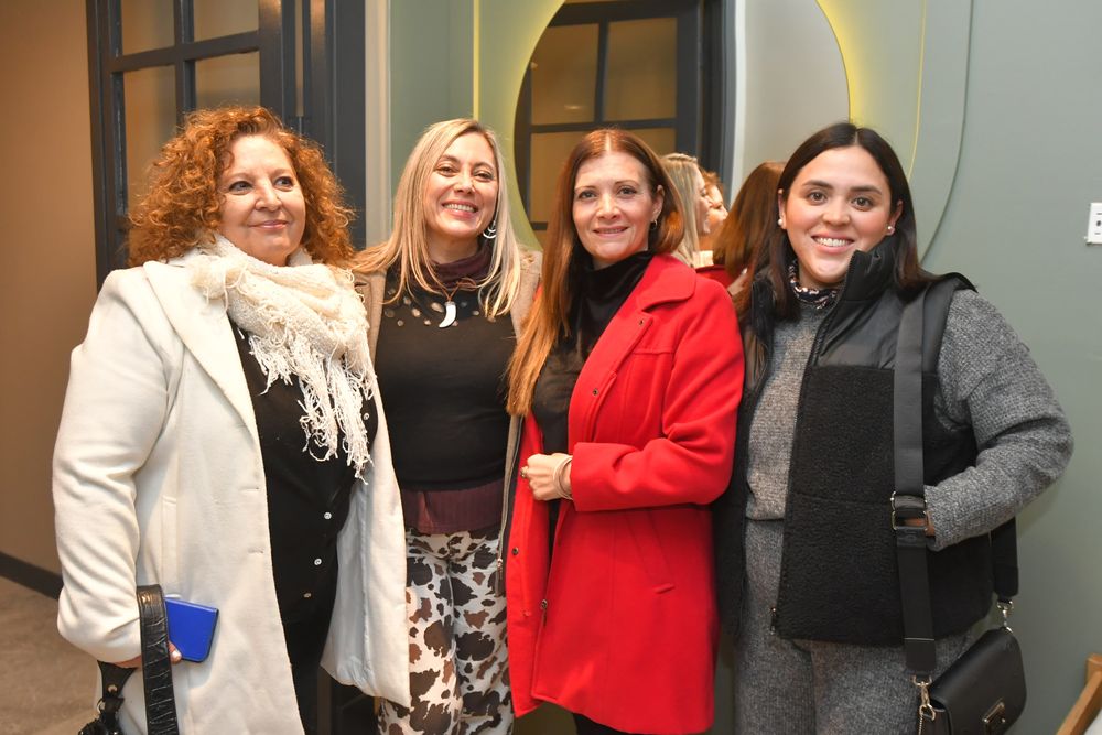  Marcela Muñoz Pan, Viviana Chein, Ana Martínez, Cintia Lezcano