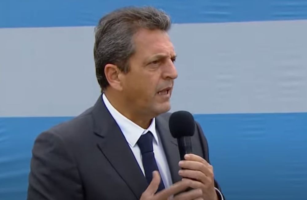 Sergio Massa durante la inauguración de la escuela técnica.