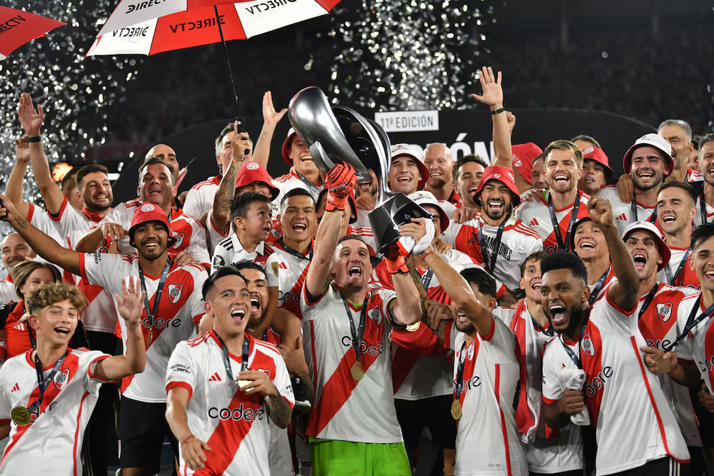 River derrot&oacute; 2-1 a Estudiantes de La Plata y se consagr&oacute; campe&oacute;n de la Supercopa Argentina 2024.&nbsp;