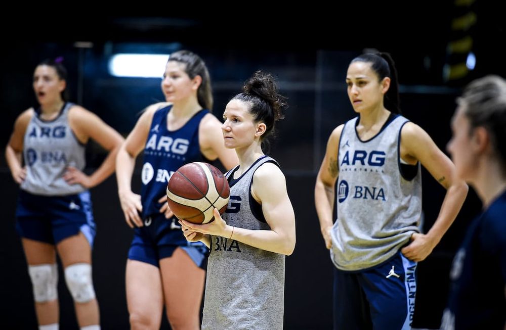 Melisa Gretter y Agostina Burani dierion positivo de covid-19. La mendocina Andrea Boquete y Macarena Rosset, aisladas por contacto estrecho.
