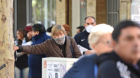 Los Andes | Consideran que el aumento del 7,5% que dispuso el Gobierno nacional en las jubilaciones a partir del mes próximo no basta para cubrir ni un tercio de la canasta básica.