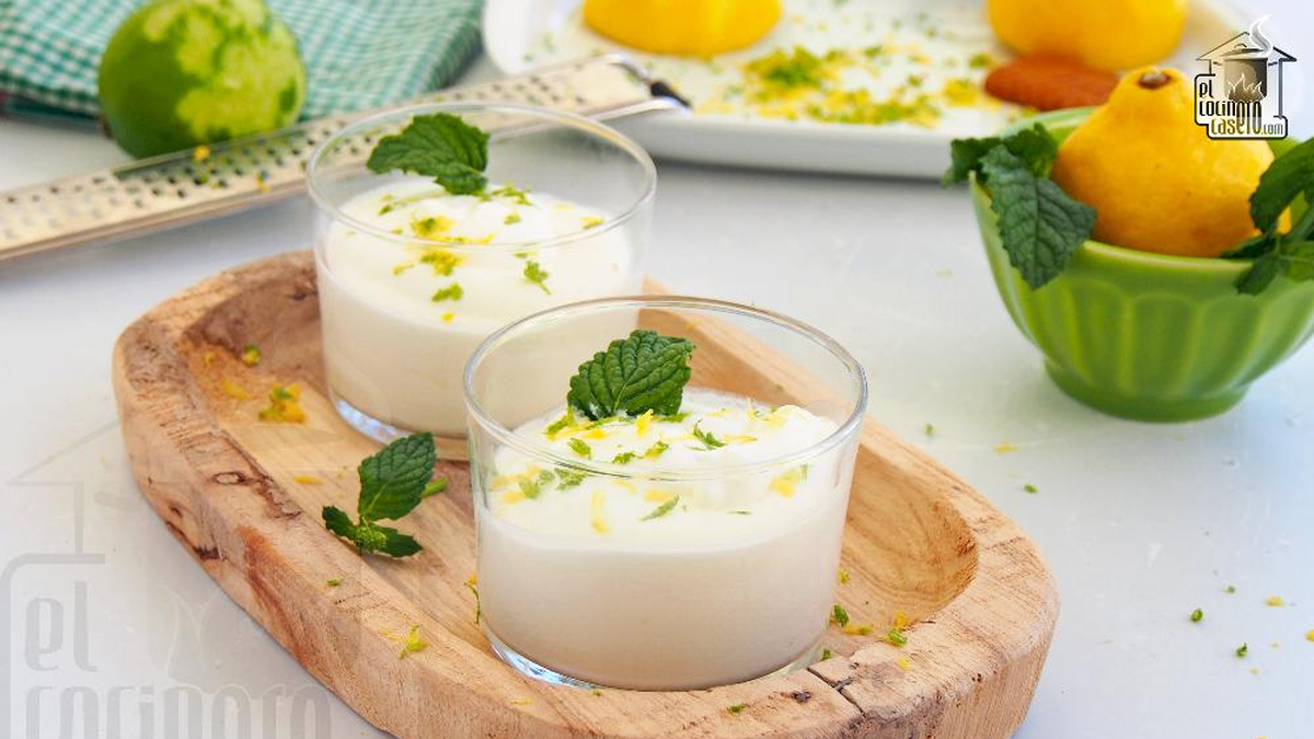 Postre de limón hecho en vasitos, sin azúcar y con solo 5 ingredientes