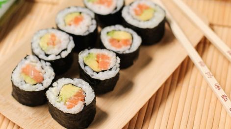 Insaciable: comió 300 piezas de sushi y lo echaron del tenedor libre