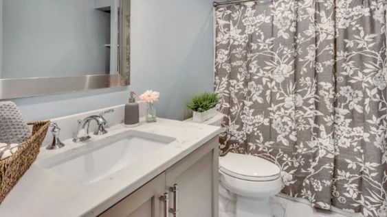 El baño es un espacio indispensable y conviene renovarlo cada cierto tiempo.