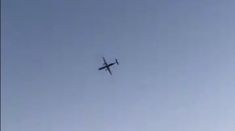 Un mecánico de una aerolínea se robó un avión vacío y lo estrelló en Seattle
