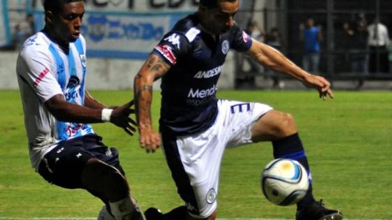 Cerca del final, la Lepra se desconcentró y cayó en su visita a Gimnasia