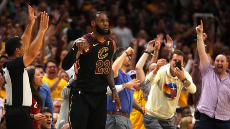 Con otra actuación soberbia de LeBron James, Cleveland igualó la serie ante Boston