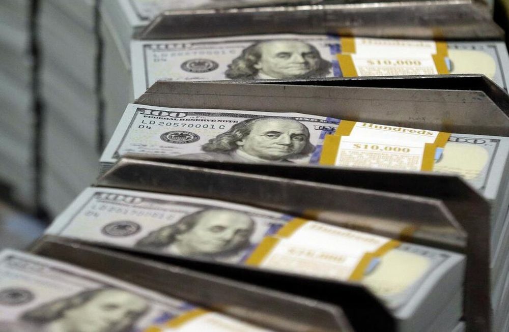 Dólar: volvió la tensión por compras de ahorristas y mayores importaciones