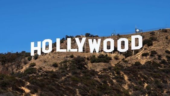 Tahilramani se hacía pasar por dirigentes de Hollywood para contactar a profesionales del cine, a los que proponía prestigiosas y lucrativas oportunidades de empleo.