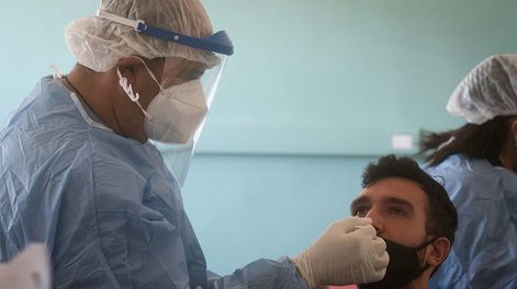 Los Andes | Pacientes reconocen haber estado enfermos y que se los diagnosticó como una “gripe común” sin haber sido hisopados. Foto: Ignacio Blanco / Los Andes