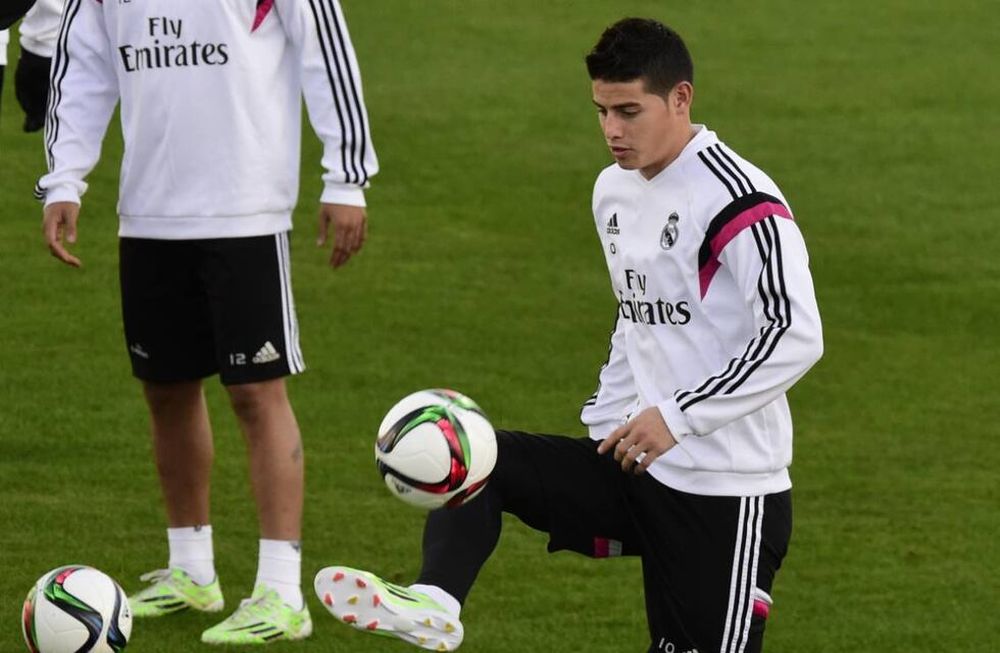 Como si algo le faltara a Real Madrid, James Rodríguez volvió a entrenarse