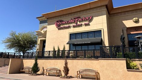 Los memes compararon las porciones con tortas locales y hasta con carne picada.