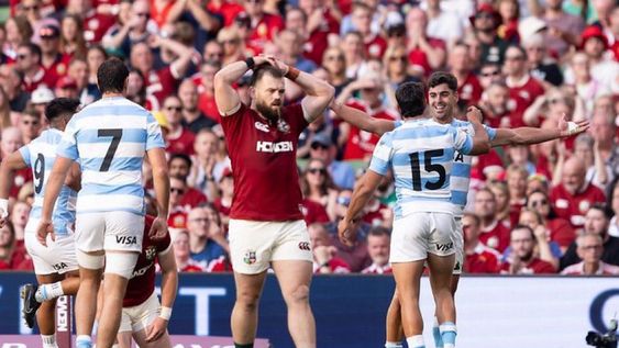 En una tarde histórica para el rugby argentino, Los Pumas vencieron por primera vez a los British & Irish Lions.