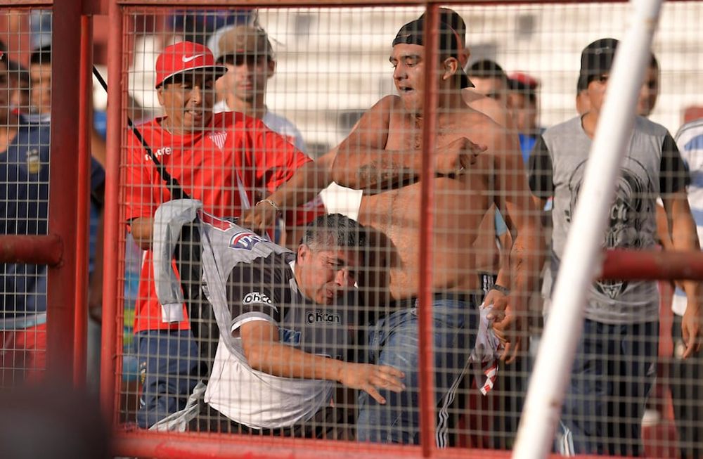 B Nacional: hubo serios incidentes entre barras de Los Andes