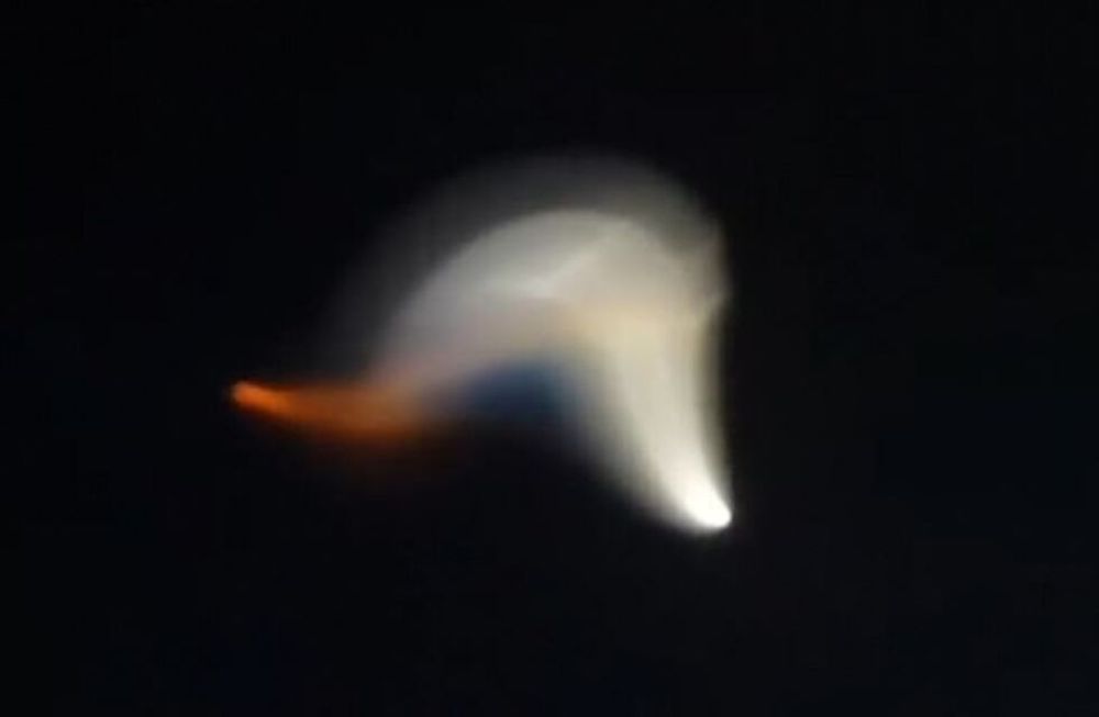 Una misteriosa luz encendió el cielo de China