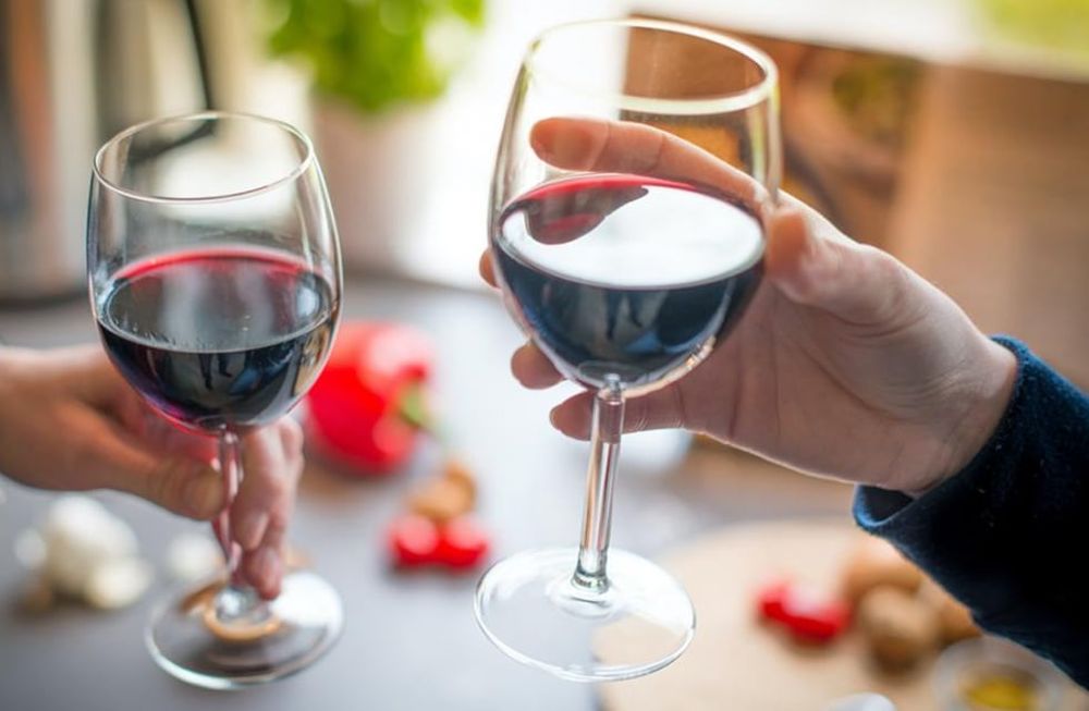 El vino tinto, la bebida nacional de Argentina, es una fuente importante de antioxidantes, fundamentales para el correcto funcionamiento del organismo.(Pexels)