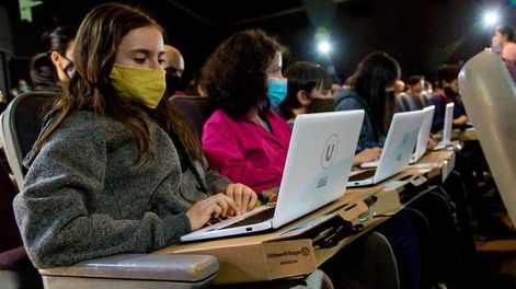 El Gobierno relanzó Conectar Igualdad.