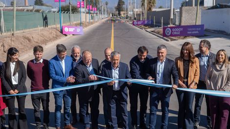 El Ejecutivo provincial priorizará proyectos viales, de saneamiento, educación, energía y salud en su plan de infraestructura 2026.