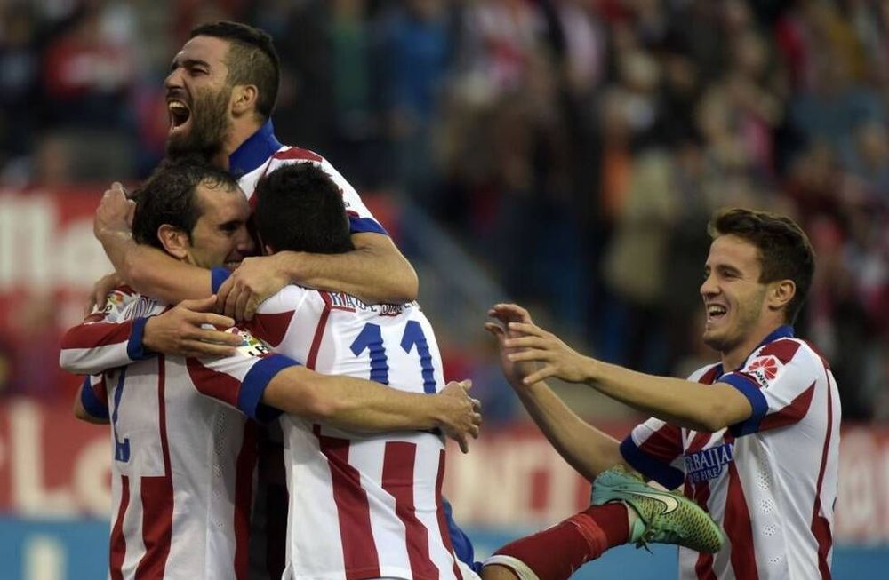 El Aleti de Simeone venció al Elche y se acercó a la punta
