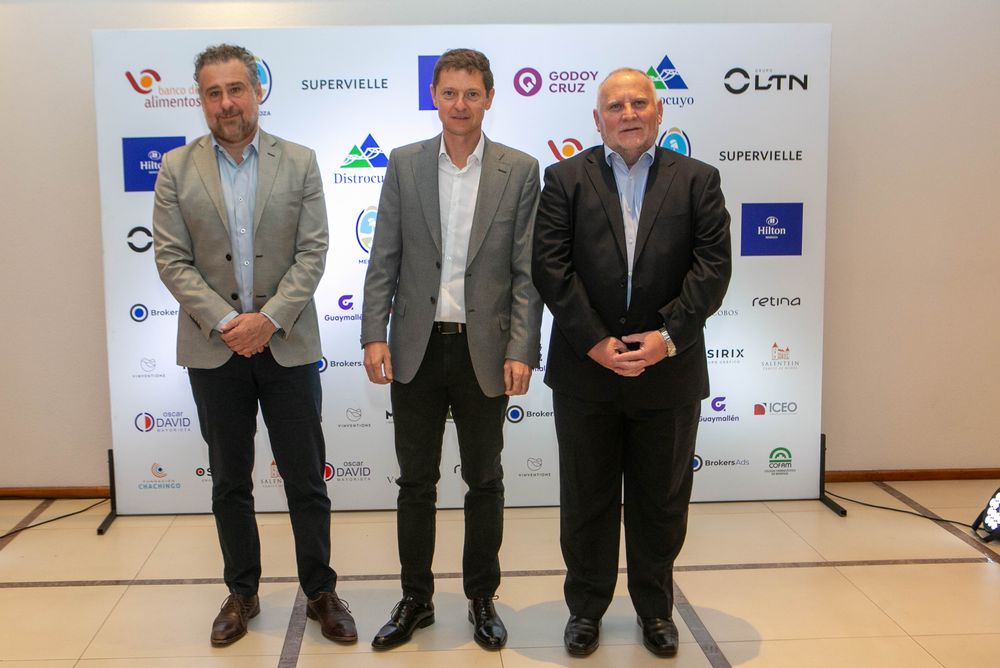 Alejandro Slotolow, Miguel Catalano e Ricardo Triviño, do Município de Godoy Cruz.