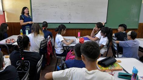 Escuela Santa Clara de Asís de Godoy Cruz, séptimo grado Foto: Orlando Pelichotti