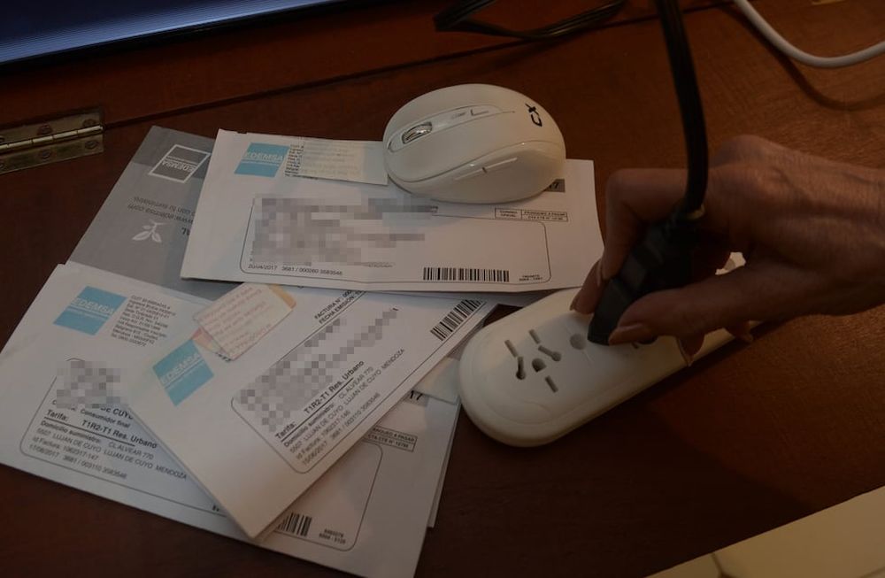La Nación dispuso incrementos en la tarifa de la luz (potencia y energía) del 11% en promedio. El incremento comenzará a regir a partir de los consumos regsitrados desde el 1 de junio.