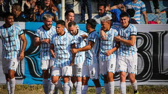 Atlético Argentino, el único puntero de la Zona A. tendrá una visita de riesgo al predio de Fundación Amigos por el Deporte.