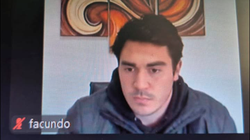 Facundo Ángel Plos, condenado por abuso sexual, se arrancó la tobillera y se escapó en plena audiencia judicial.