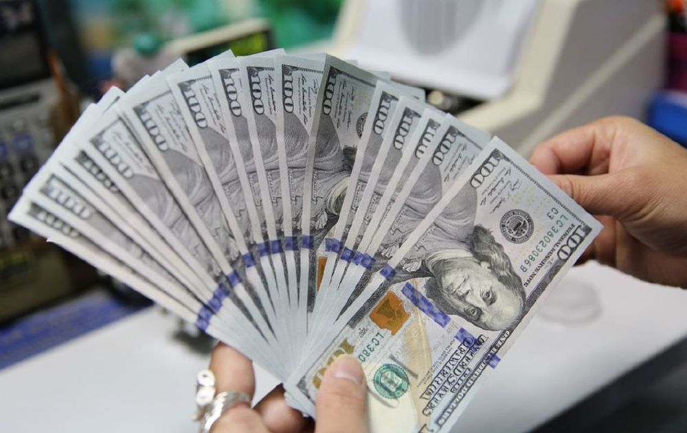 El dólar minorista bajó $5 respecto a la semana pasada.