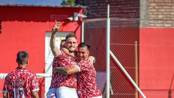 Fadep vs Luján Liga Mendocina de Fútbol