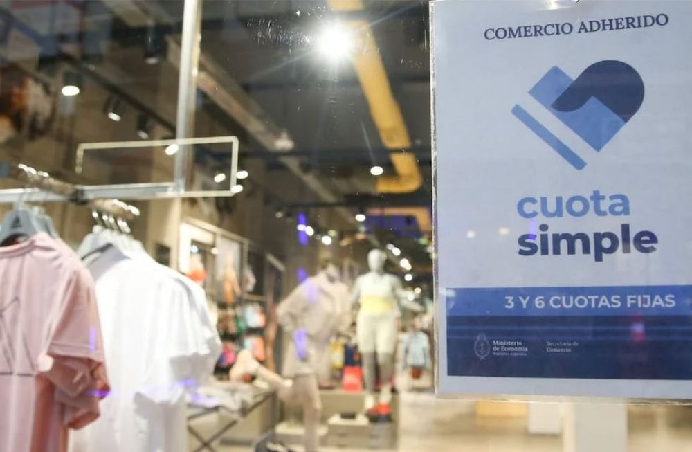 El programa Cuota Simple sólo mantendrá las 3 y 6 cuotas, pero los montos no serán fijos, sino que la tasa será variable, lo que genera inquietud en los comerciantes mendocinos.