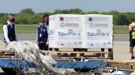 El segundo lote de las vacunas rusas Sputnik V llegó a la Argentina.