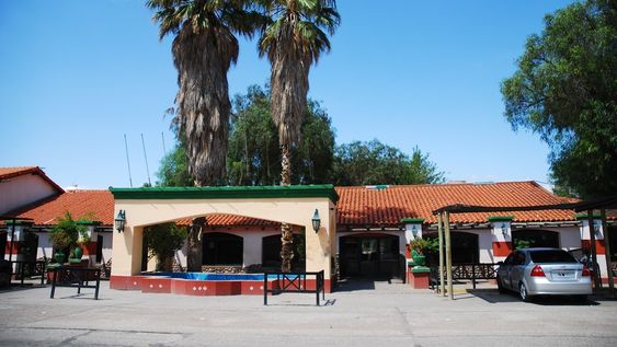 puerta de entrada: la paz reconstruye la historica hosteria del arco de desaguadero