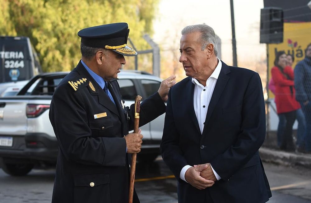 El Ministro de Seguridad Raul Levrino y Marcelo Calipo, Jefe de la Policia de Mendoza, asistirán a la Legislatura.Foto: José Gutierrez / Los Andes