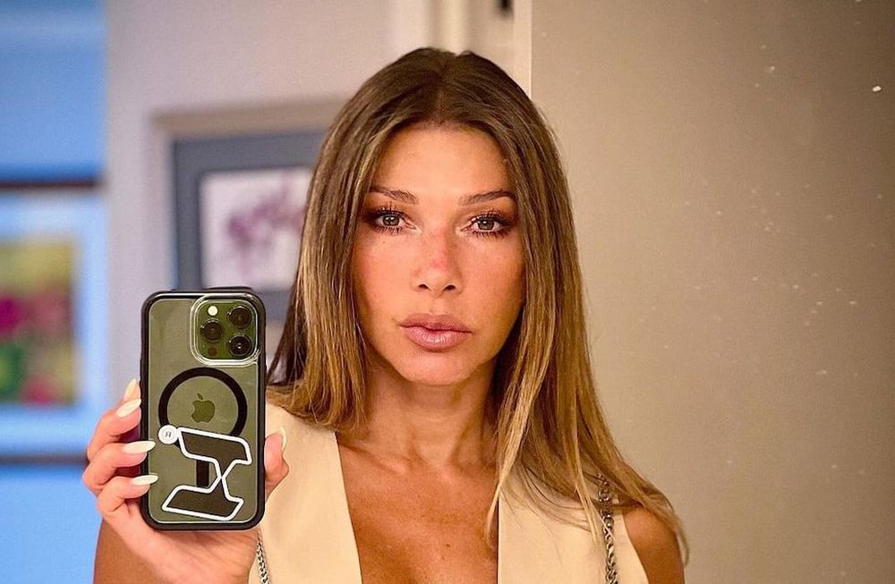 Catherine Fulop enamoró con una microbikini.