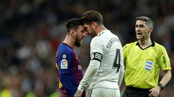 Uno de los tantos encontronazo entre Messi y Sergio Ramos en los derby entre el Barcelona y el Real Madrid. / Gentileza. Uno de los tantos encontronazo entre Messi y Sergio Ramos en los derby entre el Barcelona y el Real Madrid. / Gentileza.