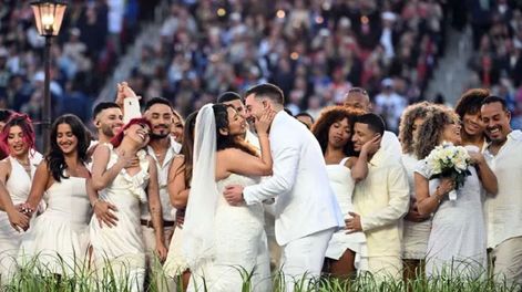 el casamiento fue real y legal: los detalles de la boda en el show de bad bunny en el super bowl 2026