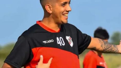 El arquero Eduardo Flores, de Guaraní Antonio Franco, equipo que milita en el Torneo Regional Federal Amateur, fue denunciado por violencia de género hacia de su pareja y su propia hermana. / Gentileza.