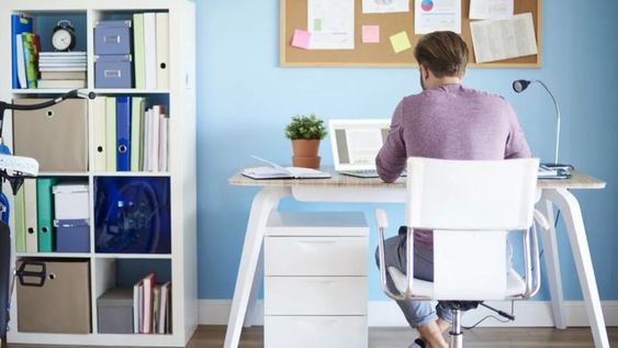 Cómo diseñar una oficina en tu propia casa para trabajar como autónomo o freelance