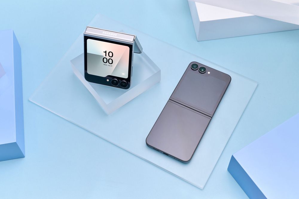In addition to the Galaxy Z Flip7 and Z Fold7, Samsung also introduced the Galaxy Z Flip 7 FE
