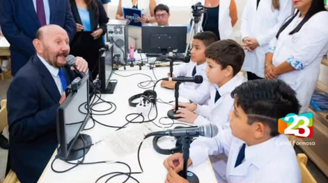 Adoctrinamiento: polémica por una entrevista de Gildo Insfrán con alumnos de una escuela