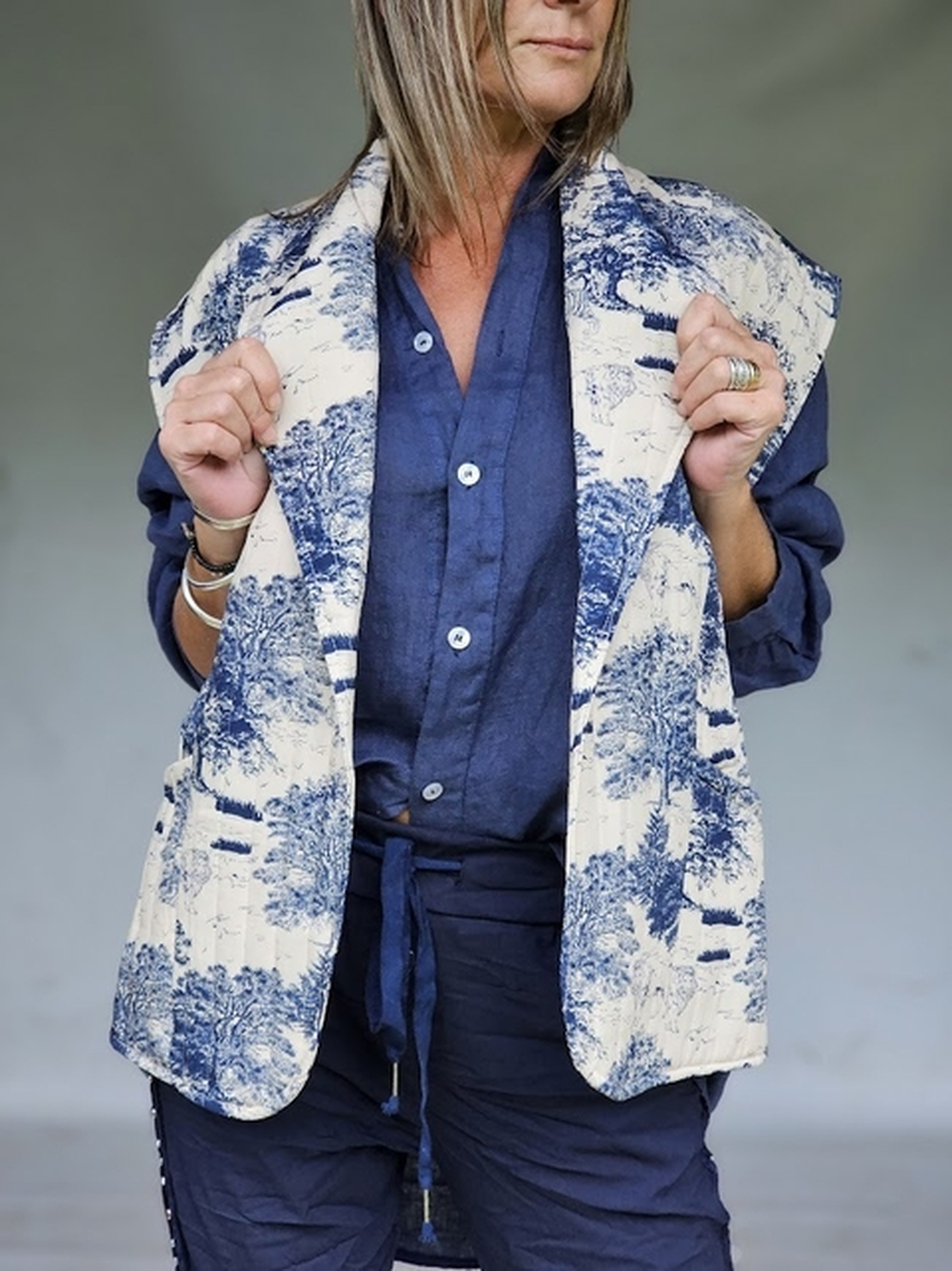 El chaleco es tendencia de moda este otoño-invierno 2025