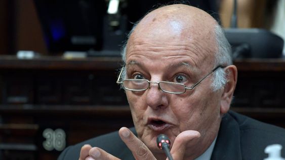 08 Marzo 2022  Mendoza   Políticas  El Senado Provincial aprobó el proyecto de Ley de Boleta Única de Sufragio, en la cual se prevé un cambio en el sistema de votación de los mendocinos.Senador Juan Carlos Jaliff Foto: Orlando Pelichotti/ Los Andes