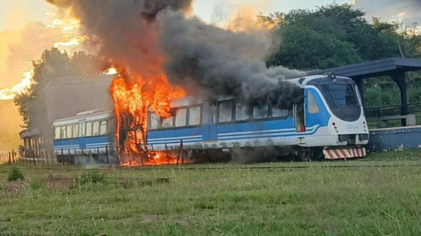 Se incendió el Tren de las Sierras en Córdoba y varios pasajeros fueron asistidos por inhalación de humo
