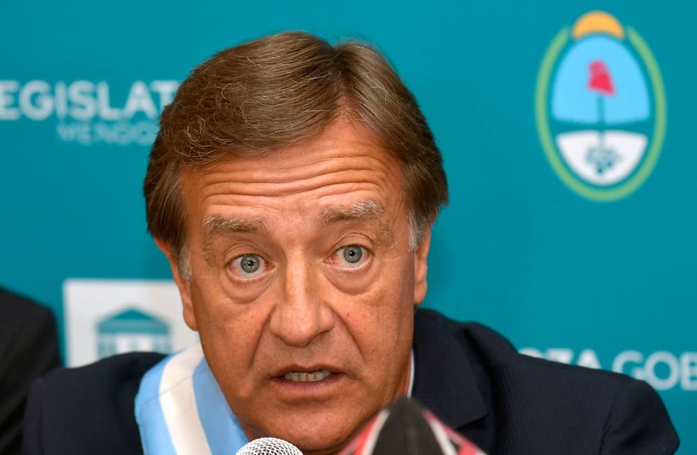 La Legislatura de Mendoza recibió al gobernador Rodolfo Suárez, quien brinda este domingo 1 de mayo su tercer discurso de apertura de sesiones ordinarias, en la Legislatura ProvincialEl mandatario presenta su discurso anual ante la Asamblea Legislativa, es decir, los senadores y diputados provinciales reunidos en el recintoFotoo:  Orlando Pelichotti / Los Andes