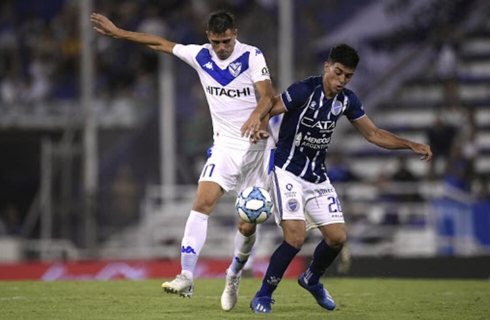 El Genk ofreció 4 y 5 millones de euros.