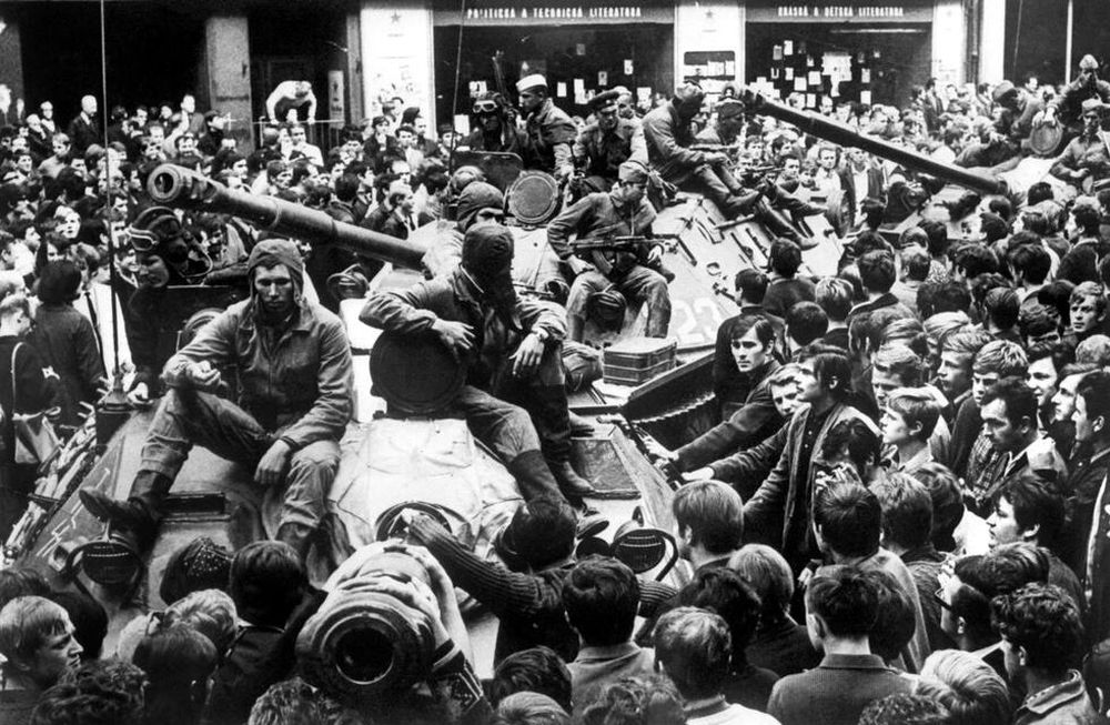 Ex Checoslovaquia: hace 50 años, los tanques soviéticos aplastaron la Primavera de Praga