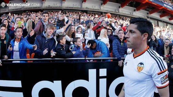 Enzo Pérez fue presentado oficialmente en el Valencia