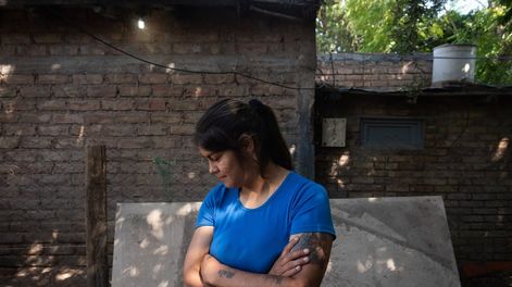 Los Andes | A Yésica Marcos le robaron todo de su “casita de cristal” mientras estaba internada, pero volvió a levantarse. Foto: Ignacio Blanco / Los Andes